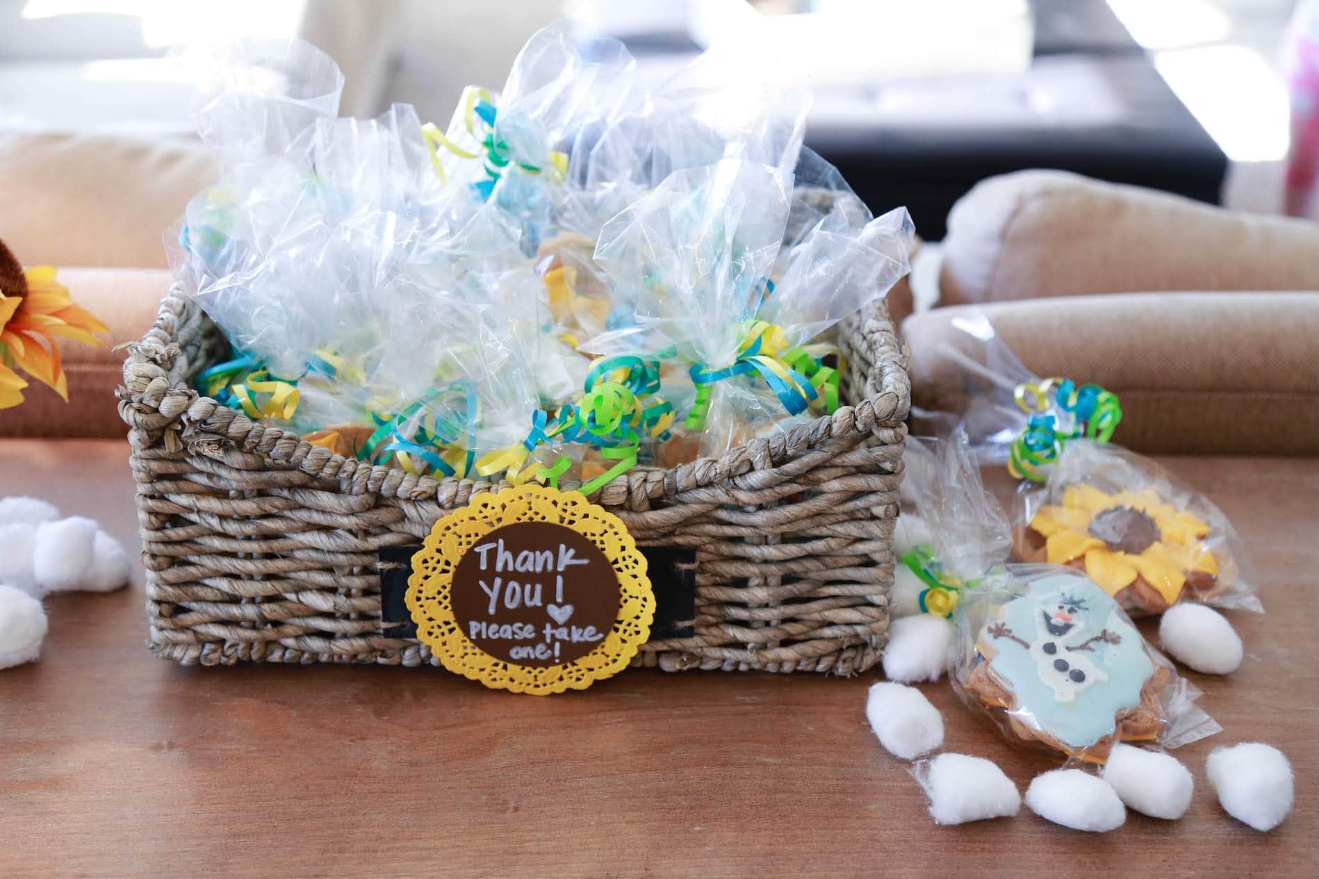 frozen fever cookies, Olaf cookie, sunflower cookie, frozen fever menu, frozen fever party menu, frozen party, frozen fever menu, frozen party decor, frozen birthday party, simply September blog, Elsa and Anna, sunflower party, frozen cake