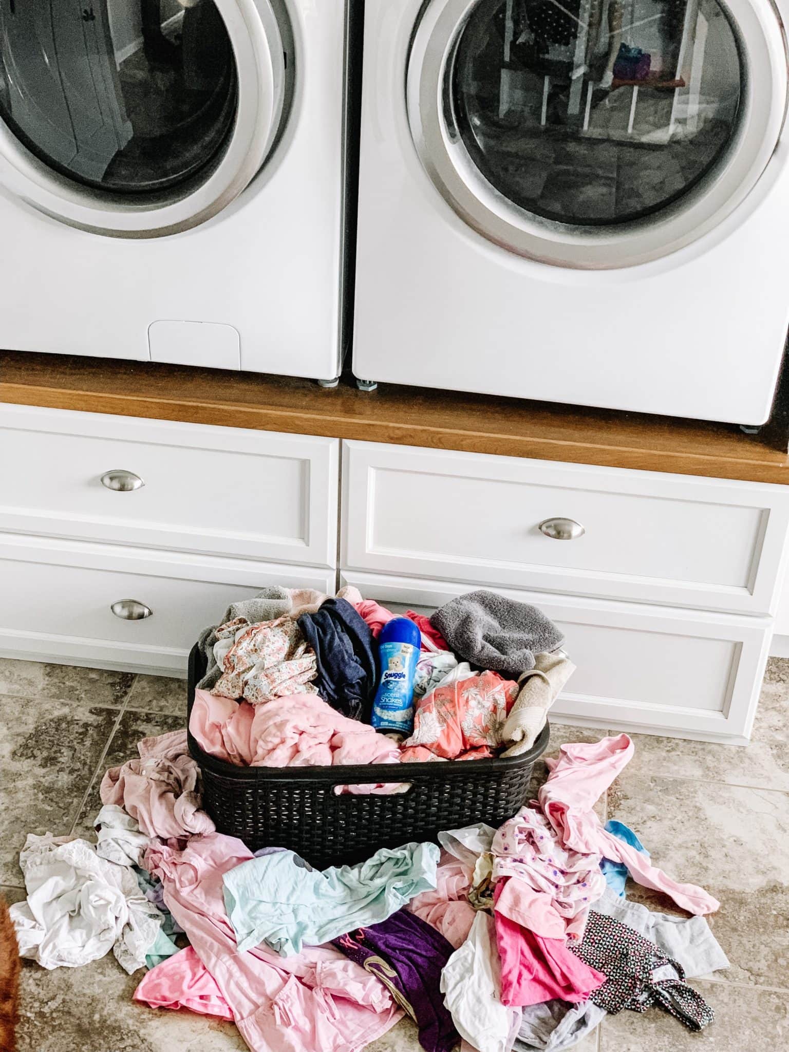 ultimate summer cleaning checklist for families and kids on summer vacation